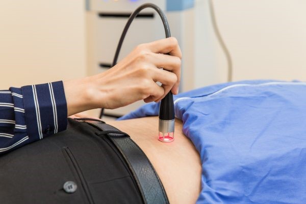 لیزرتراپی برای چه افرادی مناسب است؟